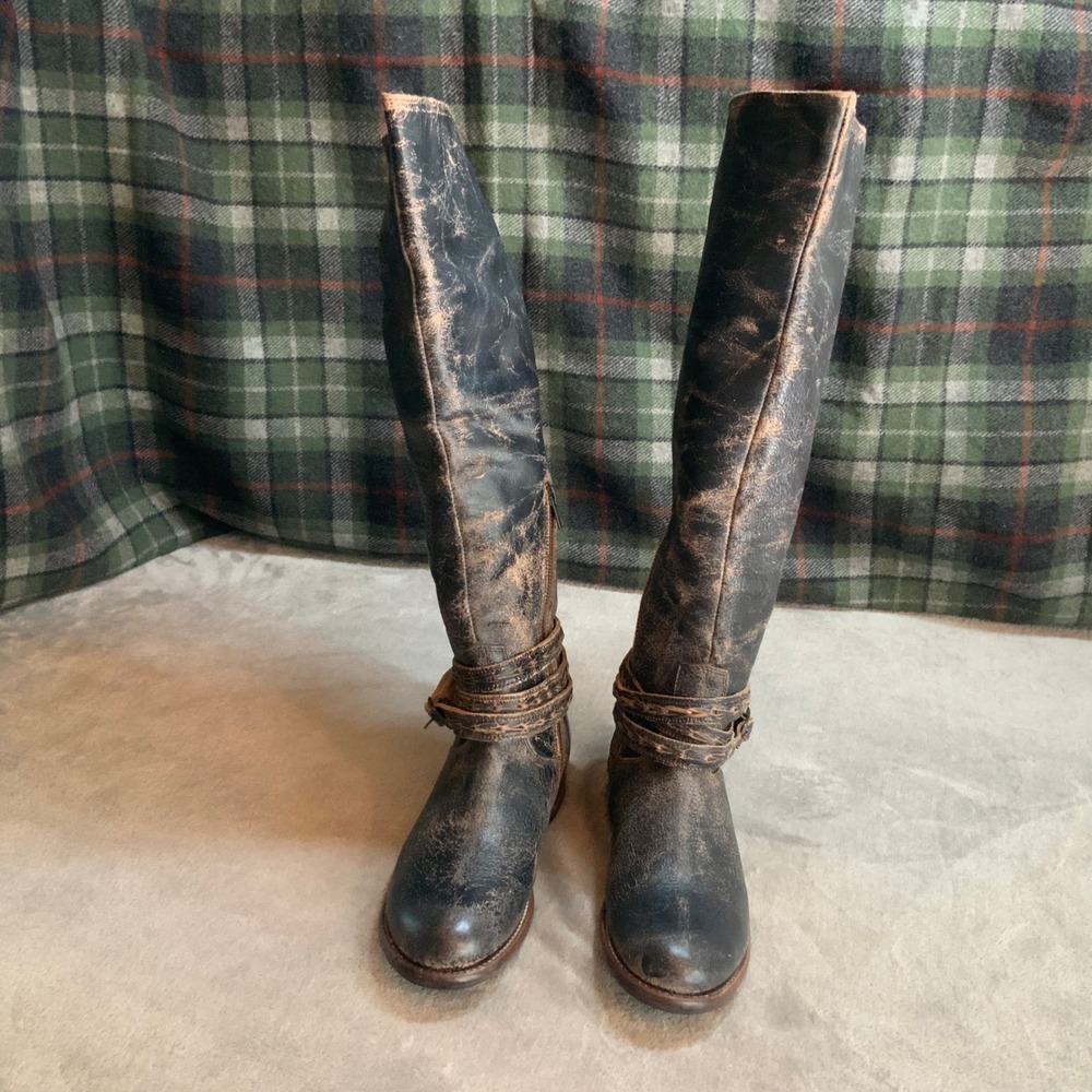 Bed|Stu Eva Distressed Black Lux Leather Knee High Harness Boot Vibram Sole Sz 9 - Picture 2 of 13